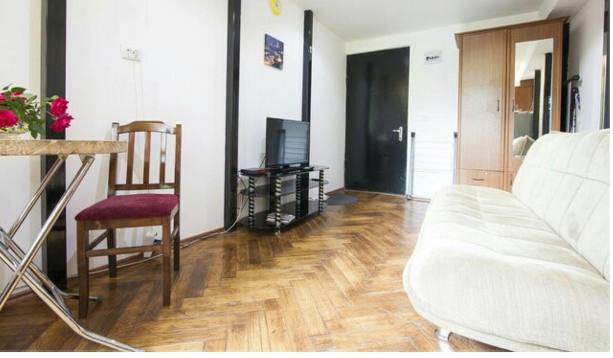 Old Tbilisi Trio Apartments Quarto foto
